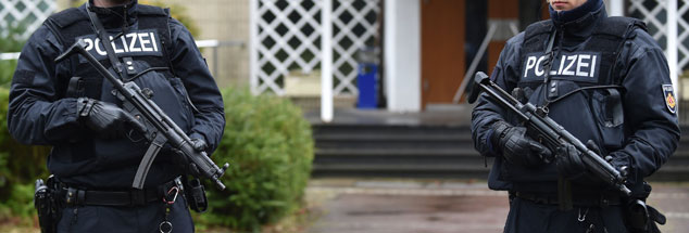 Kampf gegen den Terror: Die Lösung des zuständigen deutschen Ministers heißt: "Mehr Polizei, mehr Verfassungsschutz." (Foto: pa/dpa/Carmen Jaspersen)
