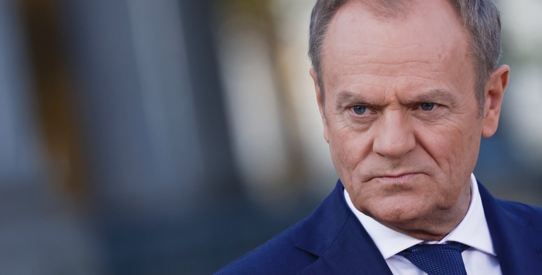 Donald Tusks Bewährungsprobe: Bei der Europawahl will sein Parteienbündnis mehr Stimmen sammeln als die rechtskonservative PiS. Doch die Europagegner sind stark. (Foto: PA / nurphoto / Jakub Porzyck) Donald Tusks Bewährungsprobe: Bei der Europawahl will sein Parteienbündnis mehr Stimmen sammeln als die rechtskonservative PiS. Doch die Europagegner sind stark. (Foto: PA / nurphoto / Jakub Porzyck)